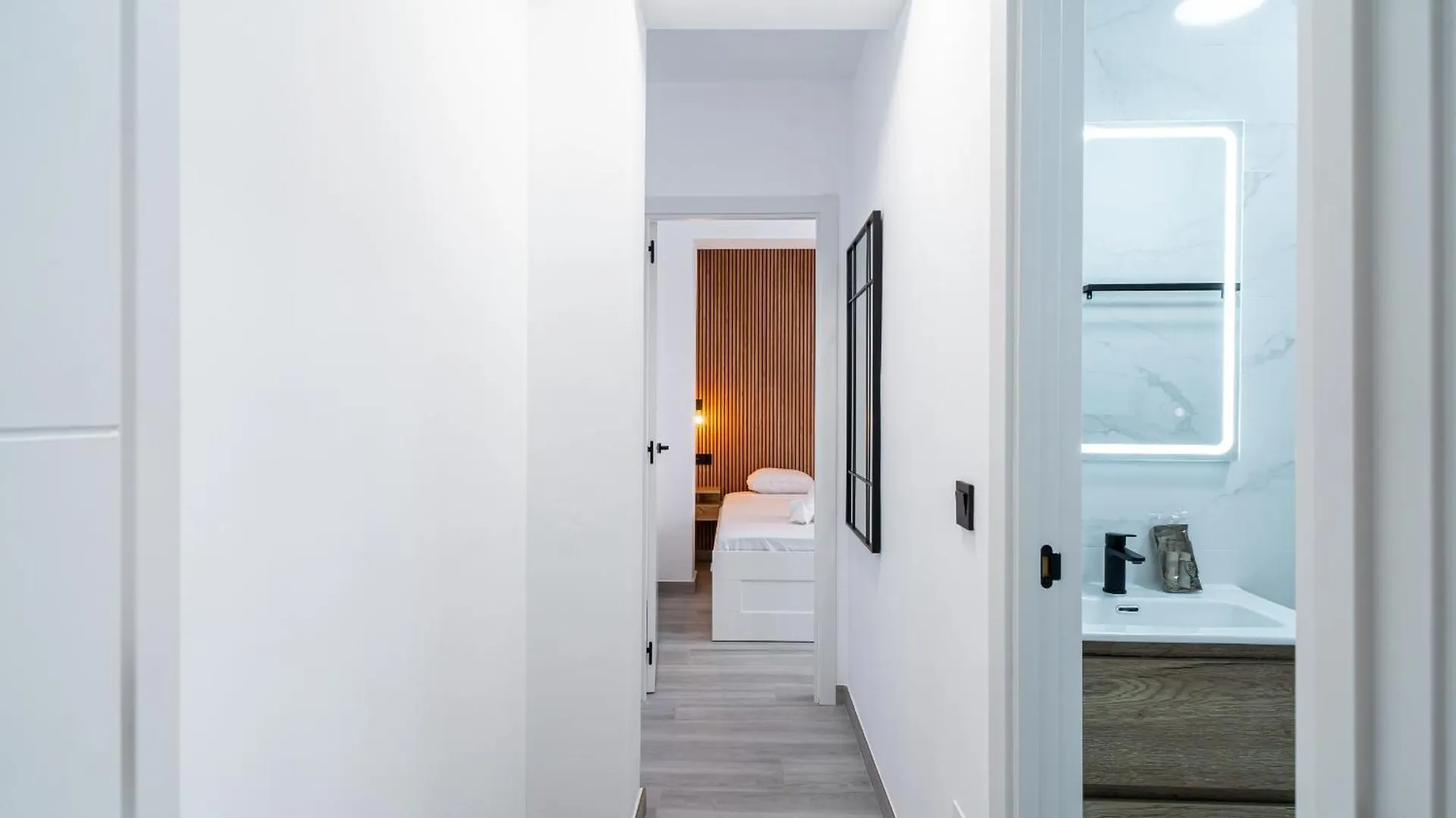 Urban Flores Suite By Casasol 네르하 0*,  스페인